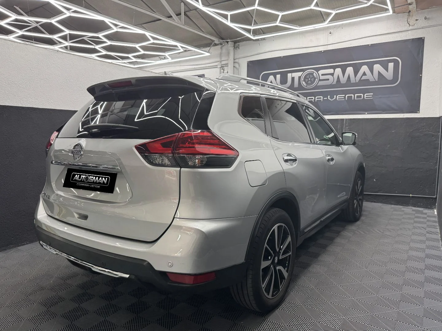 NISSAN X-TRAIL 7 Pl. dCi 130 CV Xtronic TEKNA 2018 Diésel Gris - Detalle